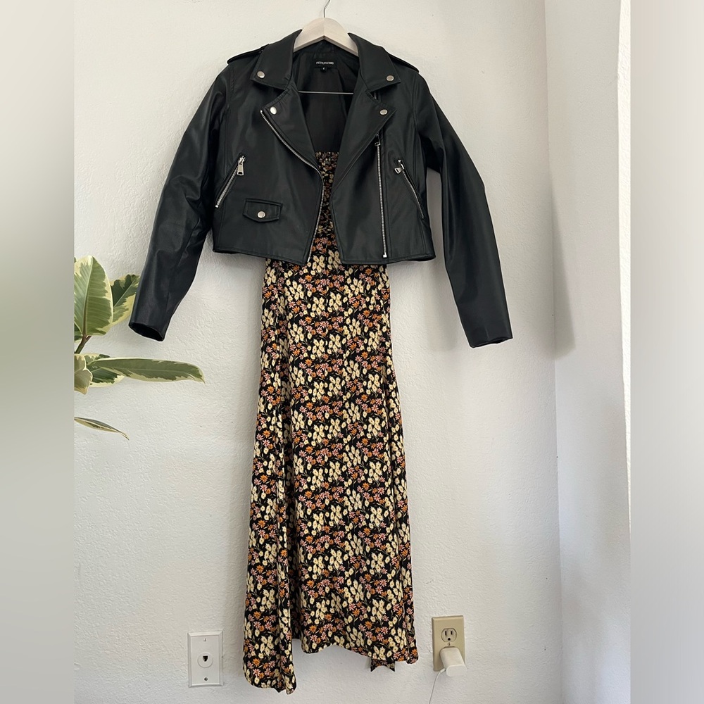 Urban Outfitters 70’s Floral Midi Dress